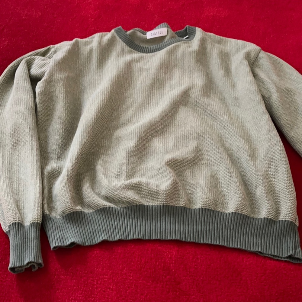 Barney’s geeen cotton sweater